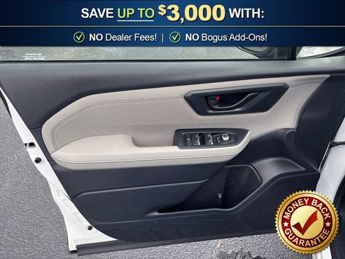 Used 2025 Subaru Forester Premium AWD/4WD image 16