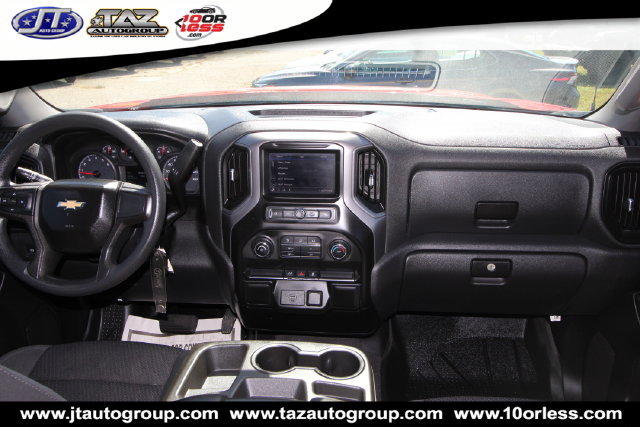 Used 2020 Chevrolet Silverado 1500 Custom w/ Custom Value Package AWD/4WD image 15