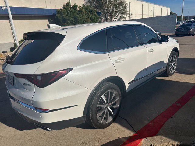 Used 2025 Acura MDX w/ Technology Package FWD image 3