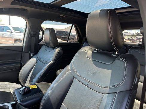 Used 2020 Ford Explorer ST w/ ST Street Pack AWD/4WD image 3