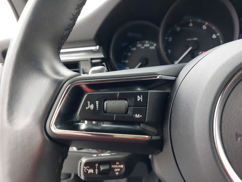 Certified 2023 Porsche Macan AWD/4WD image 19