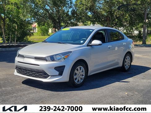 Used 2022 Kia Rio LX FWD image 3