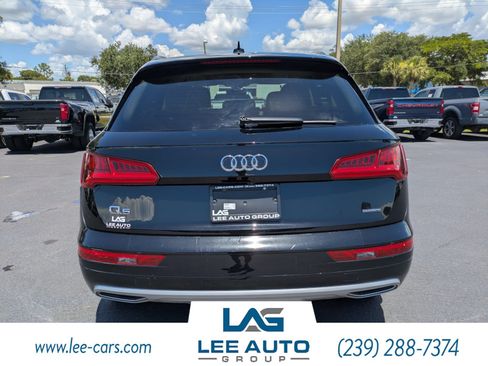 Used 2019 Audi Q5 2.0T Premium AWD/4WD image 4