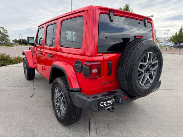 Used 2025 Jeep Wrangler Unlimited Sahara AWD/4WD image 7