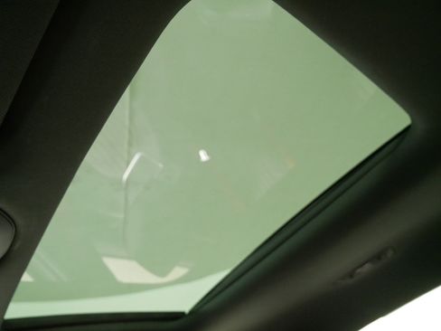 Used 2023 Genesis G70 2.0T w/ Sport Prestige Package image 32