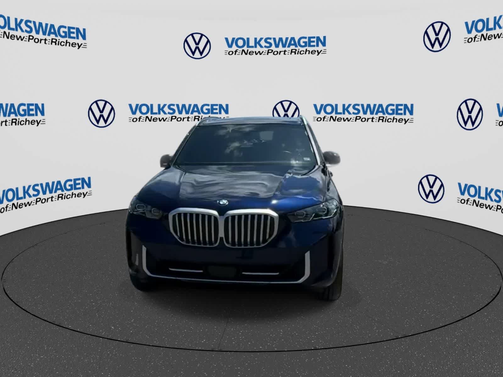 Used 2025 BMW X5 sDrive40i w/ Premium Package RWD image 3
