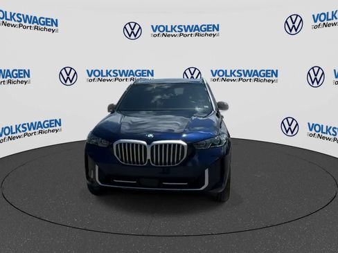 Used 2025 BMW X5 sDrive40i w/ Premium Package RWD image 3
