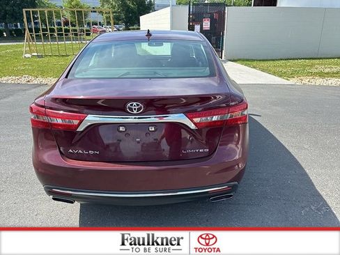 Used 2016 Toyota Avalon FWD image 11
