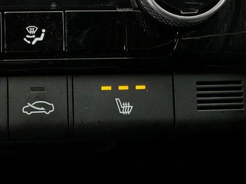 Used 2023 Hyundai Elantra SEL w/ Convenience Package image 29