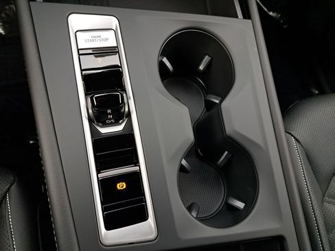 New 2026 Volkswagen Atlas SE image 23