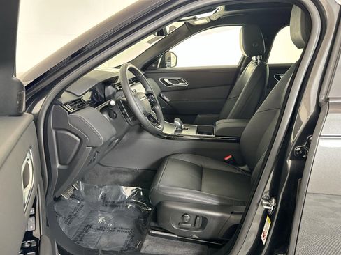 Certified 2025 Land Rover Range Rover Velar Dynamic SE image 25