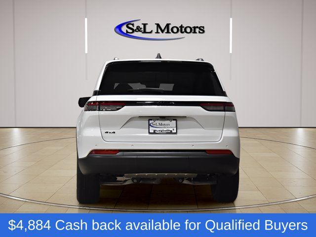 New 2026 Jeep Grand Cherokee Altitude AWD/4WD image 8