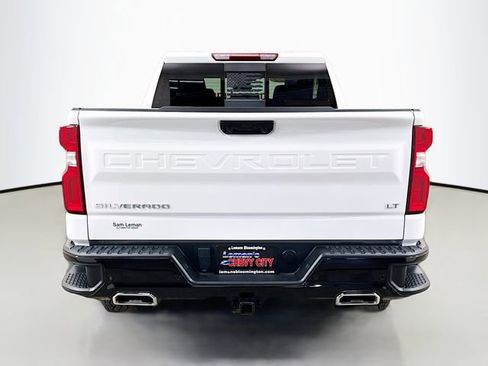 Used 2024 Chevrolet Silverado 1500 LT Trail Boss w/ Convenience Package II AWD/4WD image 7