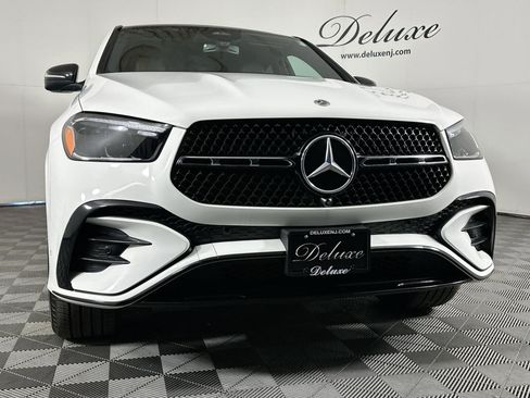 Used 2025 Mercedes-Benz GLE 450 4MATIC Coupe image 32