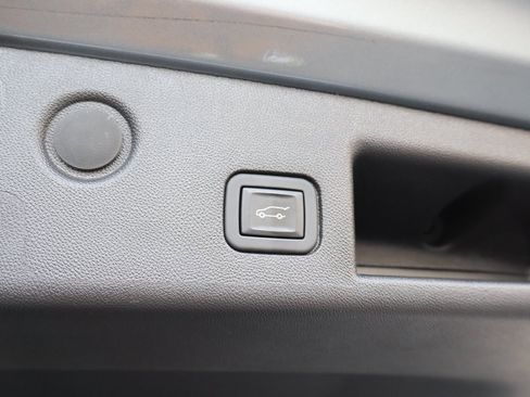 Used 2024 Chevrolet Equinox RS image 20