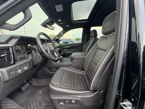 Used 2026 GMC Sierra 1500 AT4X w/ AT4X AEV Edition AWD/4WD image 13