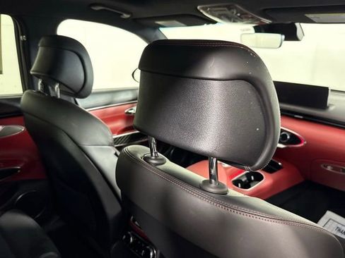 Used 2022 Genesis GV70 3.5T Sport w/ Sport Prestige Package image 29