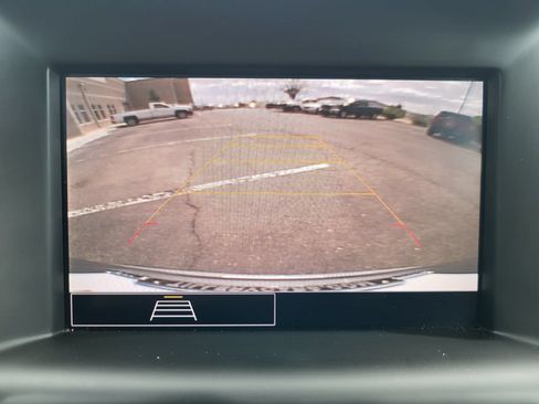 Used 2024 GMC Terrain SLE AWD/4WD image 14