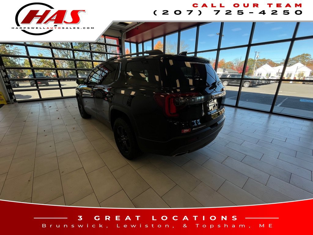 Used 2023 GMC Acadia AT4 w/ Technology Package AWD/4WD image 3