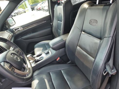 Certified 2017 Jeep Grand Cherokee Overland AWD/4WD image 17