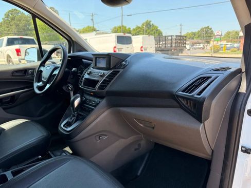 Used 2020 Ford Transit Connect XL FWD image 28