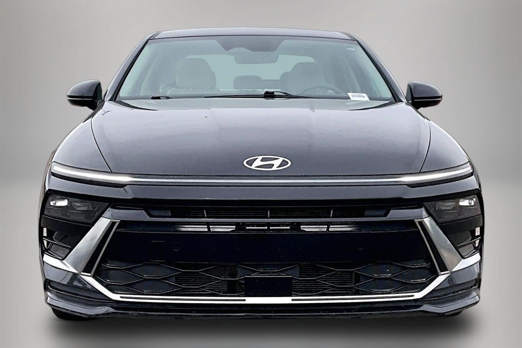 Used 2024 Hyundai Sonata SEL FWD image 2