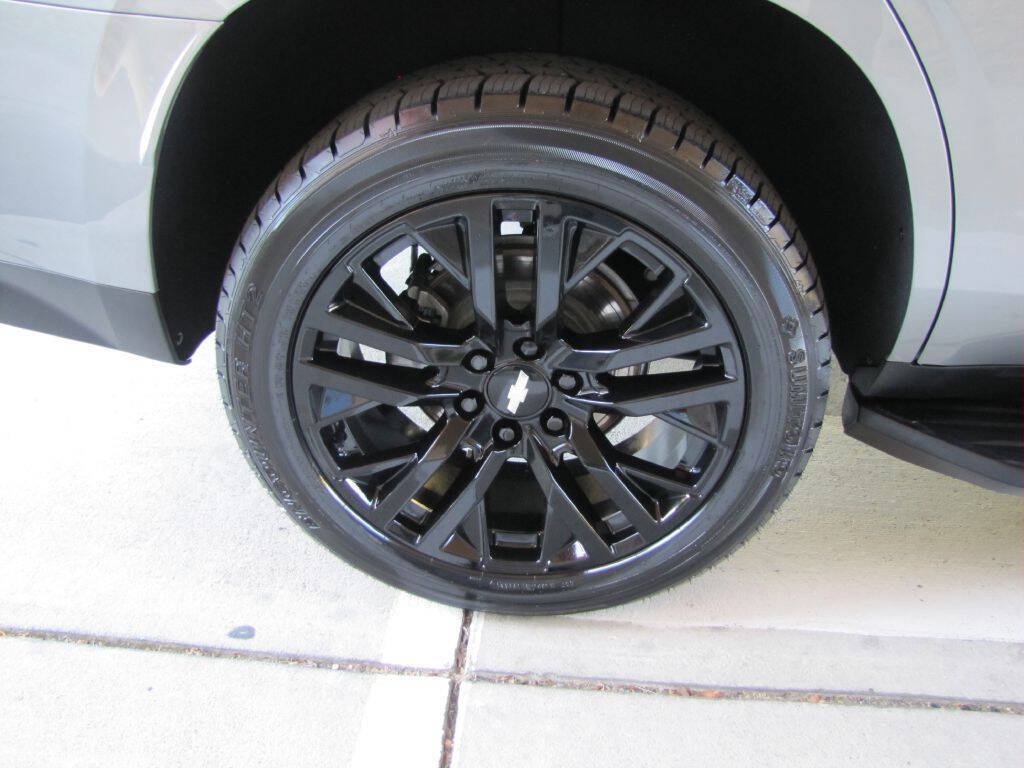 Used 2023 Chevrolet Tahoe LT w/ LT Signature Plus Package RWD image 27