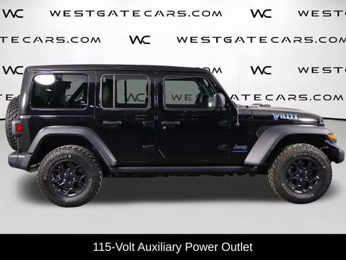Used 2023 Jeep Wrangler Unlimited w/ Sun & Screen Package AWD/4WD image 44