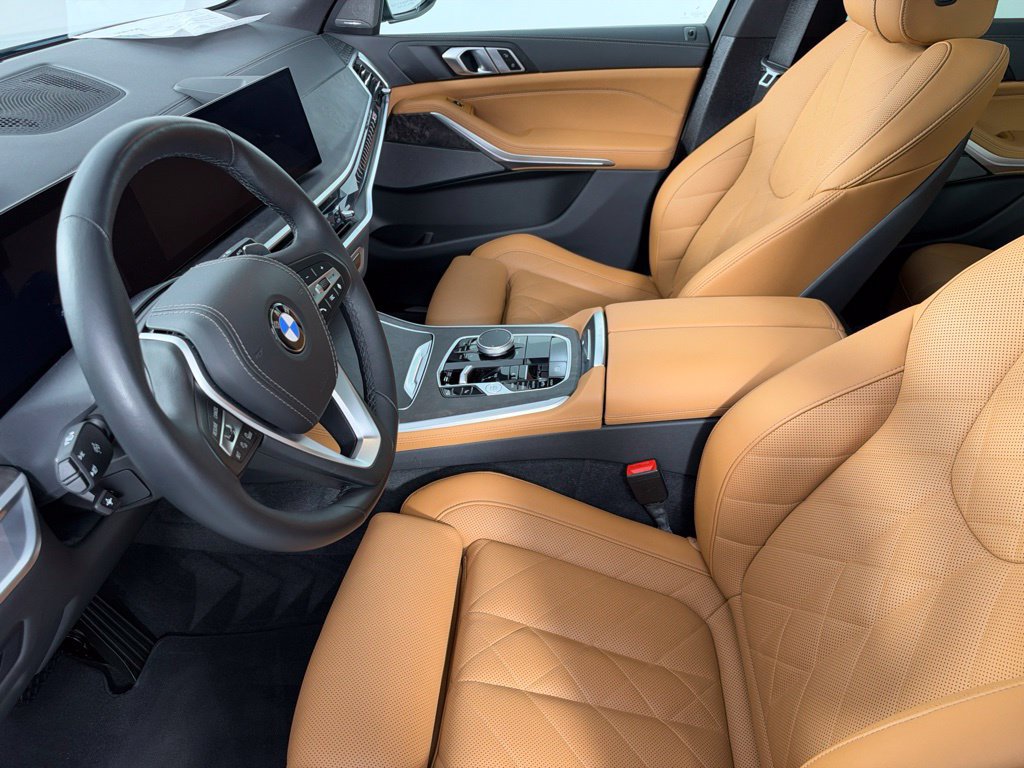 Certified 2024 BMW X5 xDrive40i w/ Premium Package AWD/4WD image 12