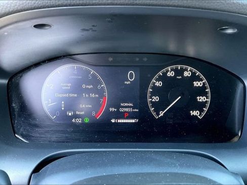 Used 2025 Honda HR-V Sport image 10
