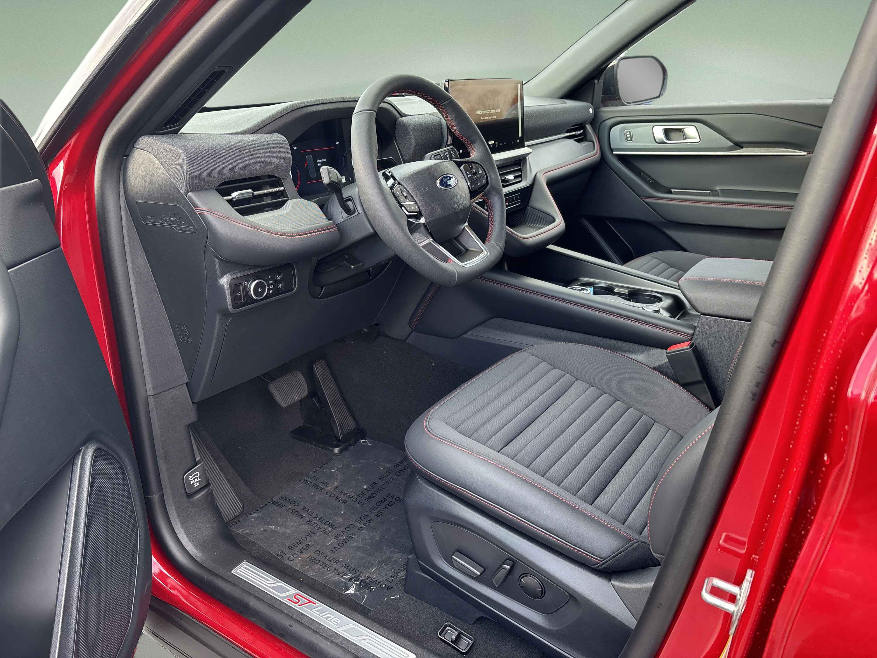 Used 2026 Ford Explorer ST-Line w/ ST-Line Street Pack AWD/4WD image 20