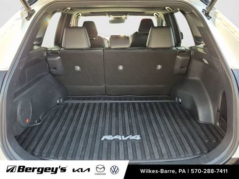Used 2020 Toyota RAV4 XSE AWD/4WD image 25