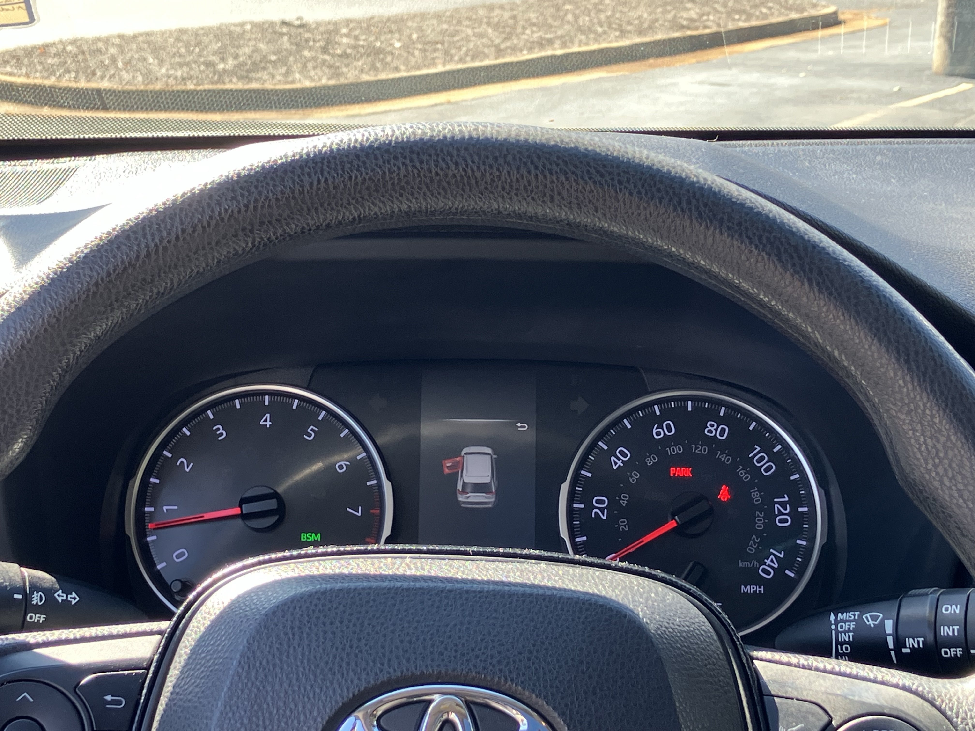 Used 2019 Toyota RAV4 XLE w/ Convenience Package FWD image 23