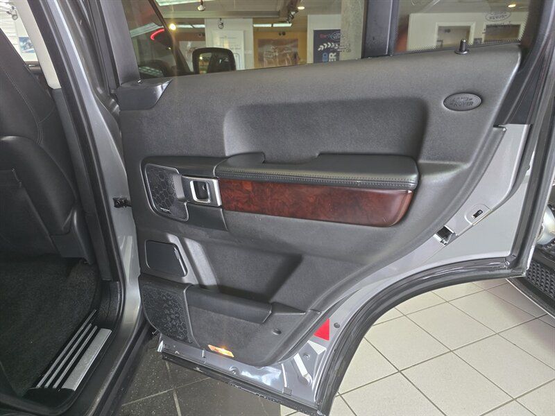 Used 2007 Land Rover Range Rover HSE AWD/4WD image 17