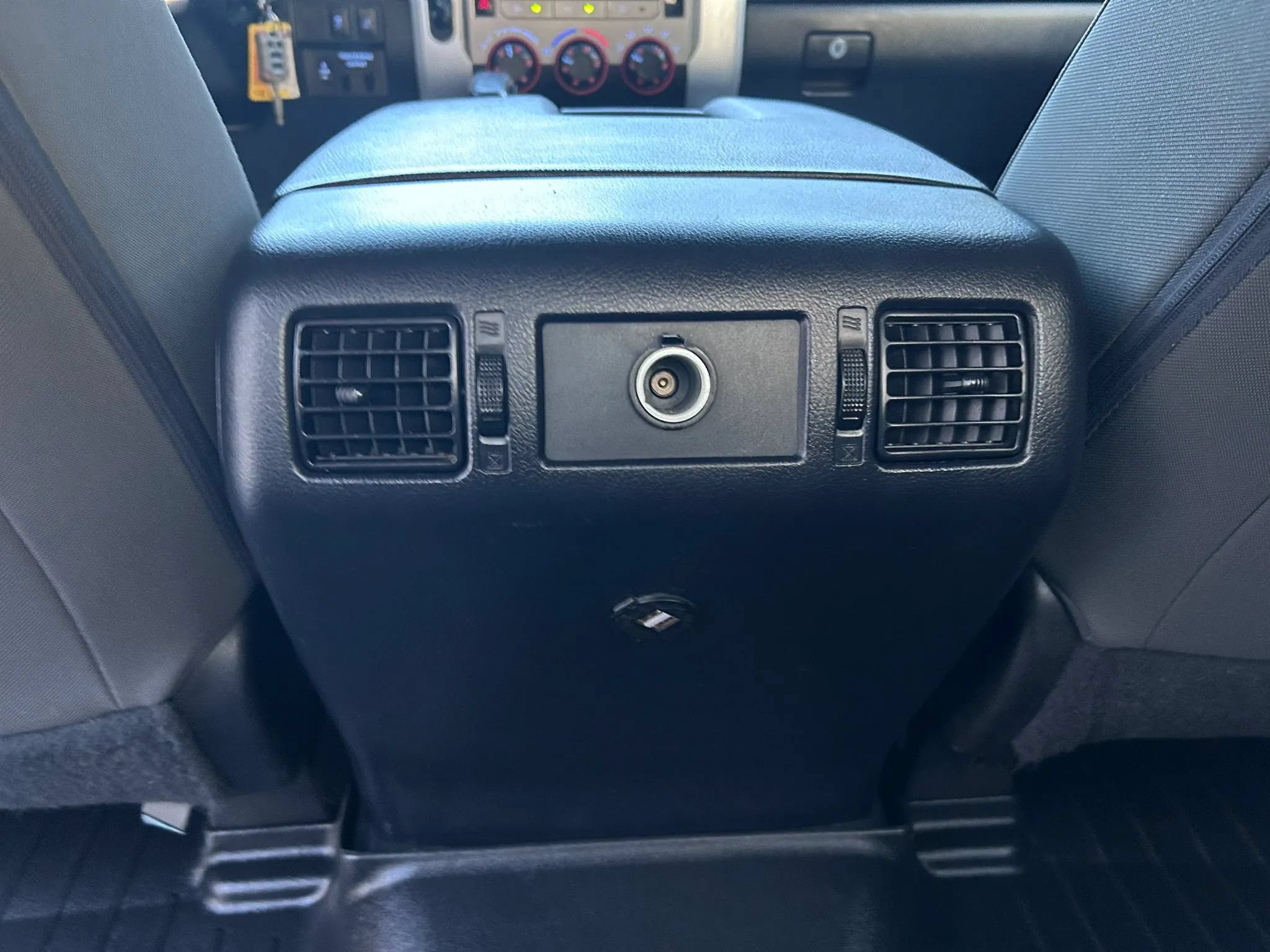 Used 2018 Toyota Tundra SR5 w/ SR5 Upgrade Package RWD image 62