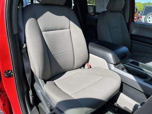 Used 2019 Ford F150 XLT w/ Equipment Group 302A Luxury AWD/4WD image 26