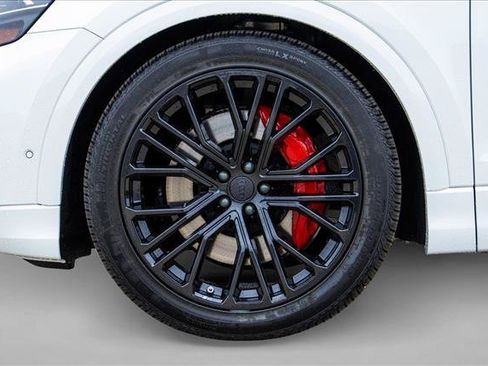 New 2026 Audi SQ8 Prestige AWD/4WD image 9