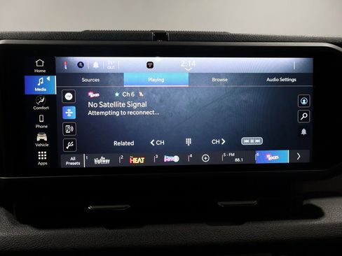 Used 2024 Jeep Wrangler Willys image 30