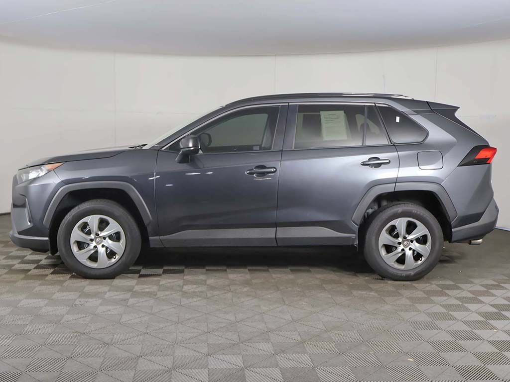 Used 2020 Toyota RAV4 LE FWD image 14