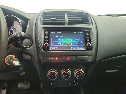 Used 2024 Mitsubishi Outlander Sport ES image 15