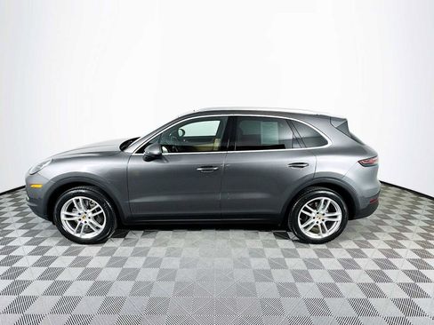 Used 2023 Porsche Cayenne image 16