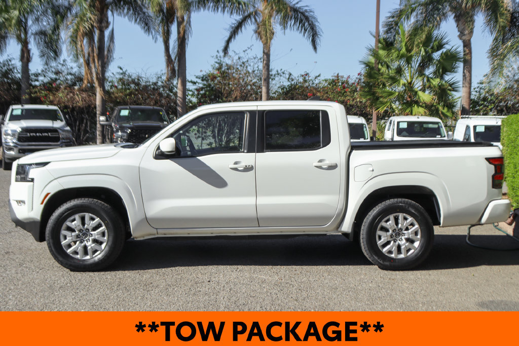 Used 2022 Nissan Frontier SV AWD/4WD image 5