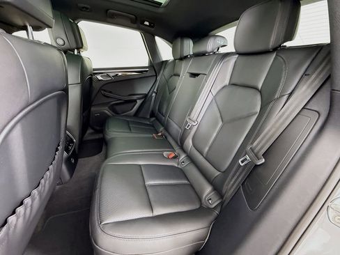 New 2026 Porsche Macan S image 24