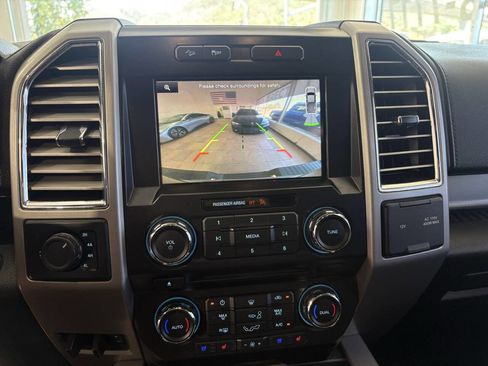 Used 2015 Ford F150 Lariat AWD/4WD image 23