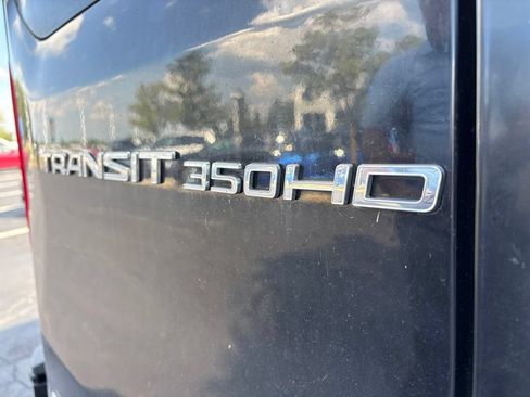 Used 2017 Ford Transit 350 XLT RWD image 5