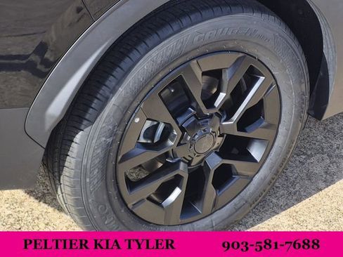 Used 2023 Kia Sportage EX image 8