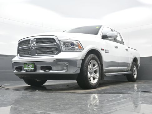 Used 2015 RAM 1500 Laramie image 25