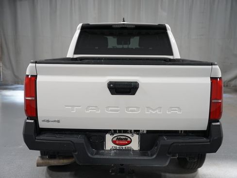 Certified 2024 Toyota Tacoma SR AWD/4WD image 7