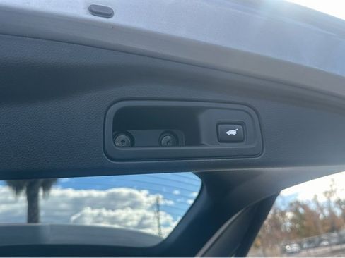 Used 2019 Honda Pilot Touring image 21