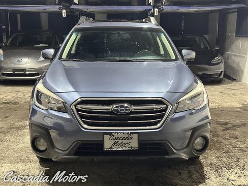 Used 2018 Subaru Outback 2.5i Premium image 2